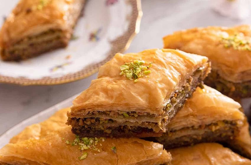 تصویر 2 از باقلوا یزدی با بافت نرم و طعم اصیل سنتی